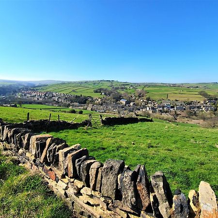 The Old Wash Kitchen - Charming Character Cottage In Holmfirth, Yorkshire Kültér fotó
